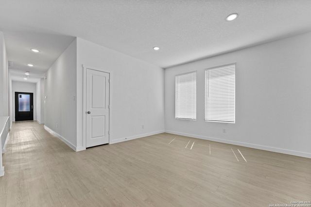 1221 Twisted Creek, New Braunfels, TX 78130