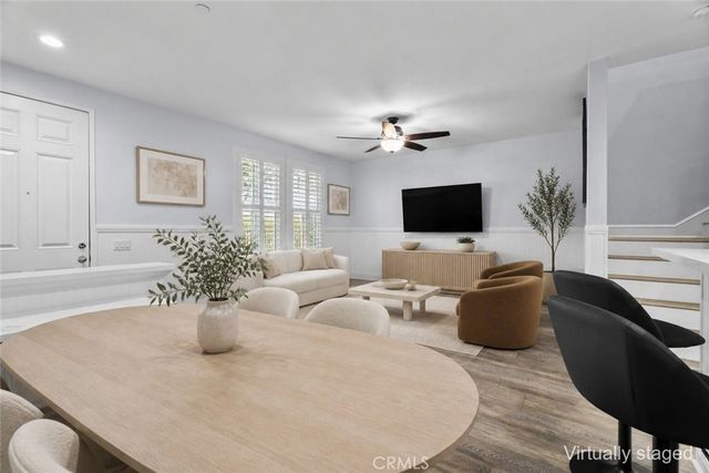 27249 Riverview Lane, Valencia, CA 91354