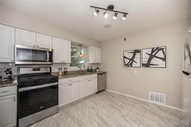 5123 Michael Avenue, St Louis, MO 63119
