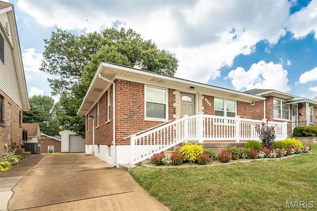 5123 Michael Avenue, St Louis, MO 63119