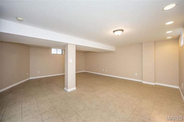5123 Michael Avenue, St Louis, MO 63119