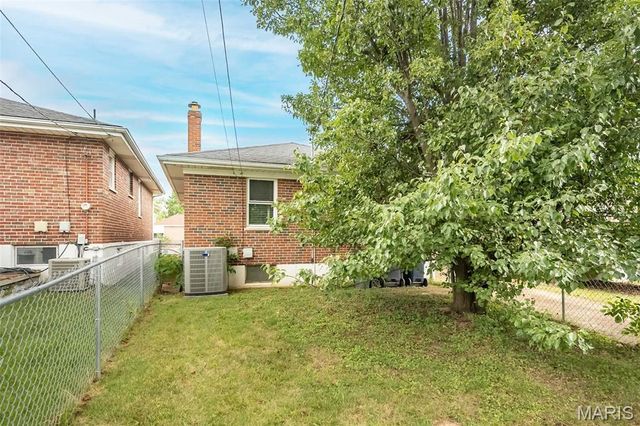 5123 Michael Avenue, St Louis, MO 63119