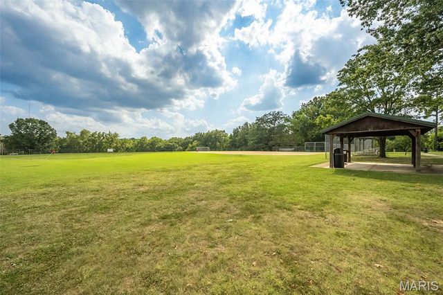 5123 Michael Avenue, St Louis, MO 63119