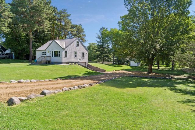 3910 Elmwood Street, Vadnais Heights, MN 55127