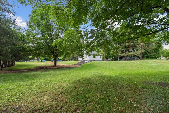 3910 Elmwood Street, Vadnais Heights, MN 55127