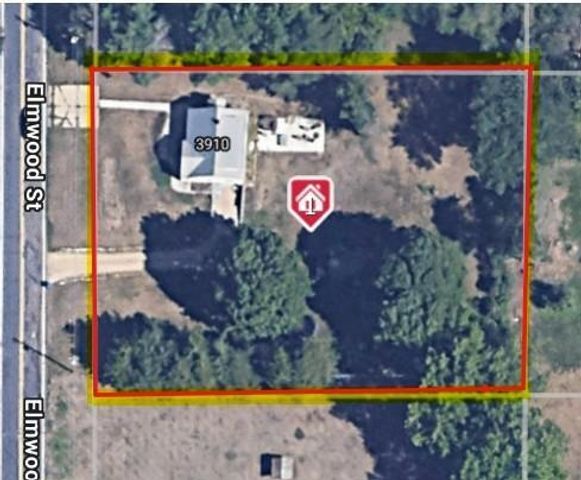 3910 Elmwood Street, Vadnais Heights, MN 55127