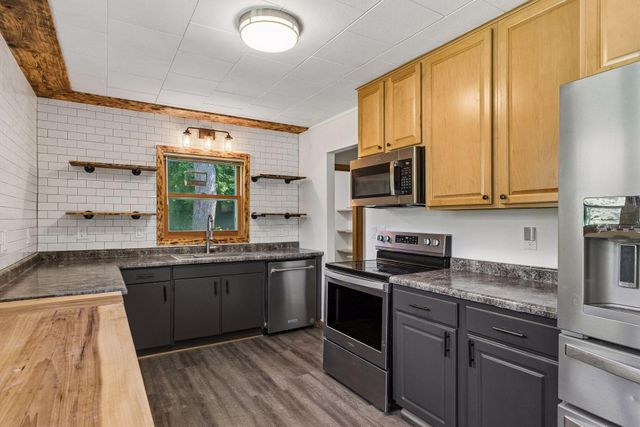 3910 Elmwood Street, Vadnais Heights, MN 55127