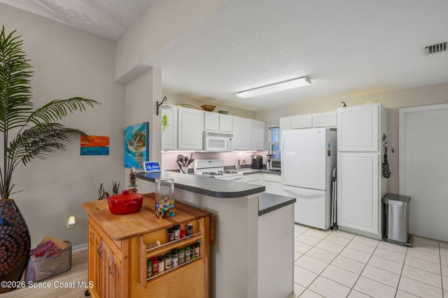 53 Sunset Street, Satellite Beach, FL 32937