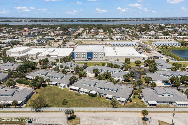 53 Sunset Street, Satellite Beach, FL 32937