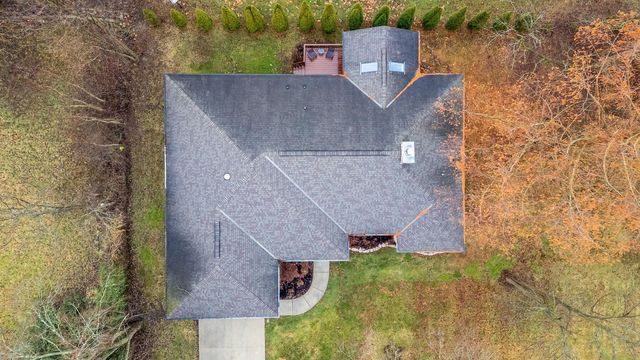 110 E Pawnee Drive, Powell, OH 43065