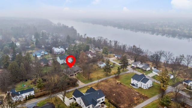 110 E Pawnee Drive, Powell, OH 43065