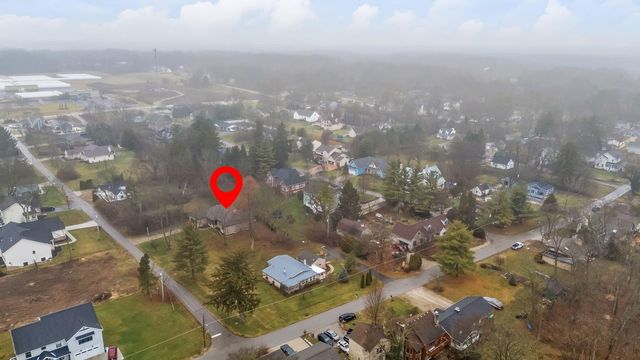 110 E Pawnee Drive, Powell, OH 43065