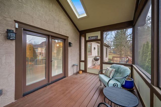 110 E Pawnee Drive, Powell, OH 43065