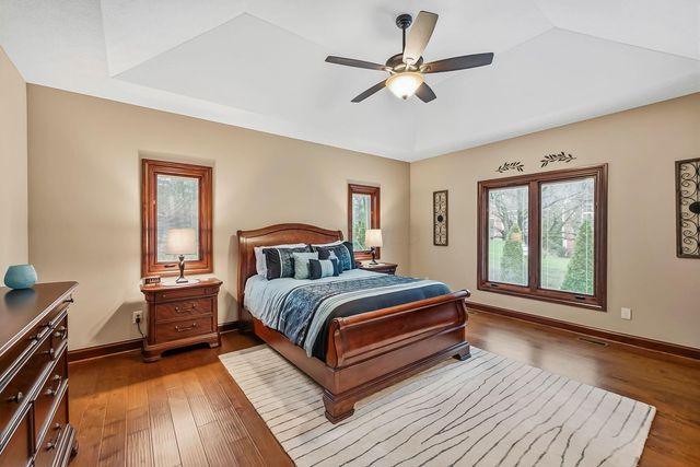 110 E Pawnee Drive, Powell, OH 43065