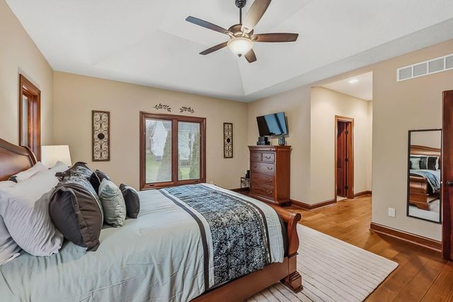 110 E Pawnee Drive, Powell, OH 43065