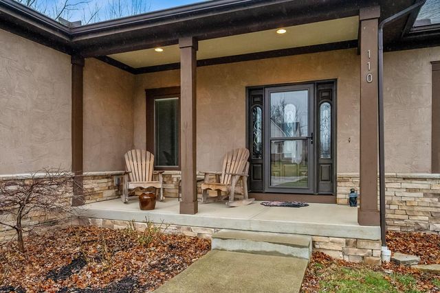 110 E Pawnee Drive, Powell, OH 43065