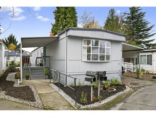 3405 Se VINEYARD Rd 55, Milwaukie, OR 97267