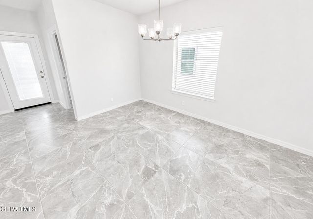 729 Paseo Del Agua Street, Horizon City, TX 79928