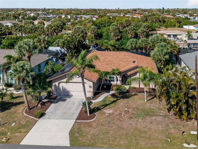 18809 MCGRATH CIRCLE, Port Charlotte, FL 33948