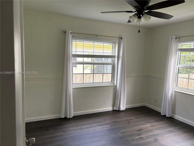 1422 Wiley Street, Hollywood, FL 33020