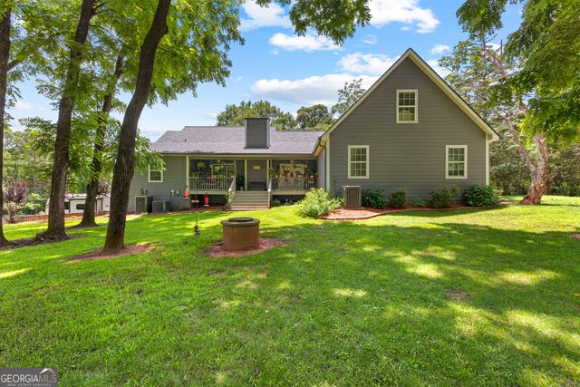 152 Bear Creek Road, Moreland, GA 30259