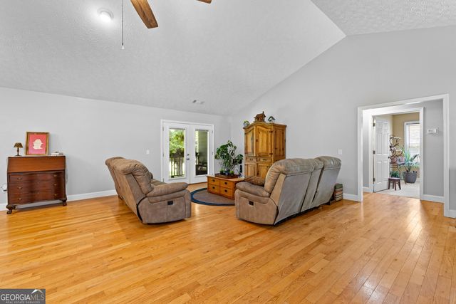 152 Bear Creek Road, Moreland, GA 30259