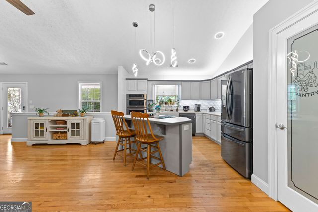 152 Bear Creek Road, Moreland, GA 30259