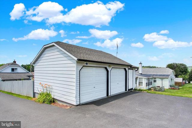 3055 N GEORGE ST, York, PA 17406