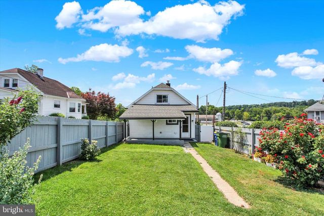 3055 N GEORGE ST, York, PA 17406
