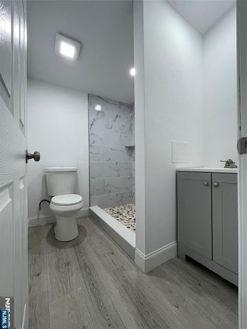 10 3rd Street, Wayne, NJ 07470