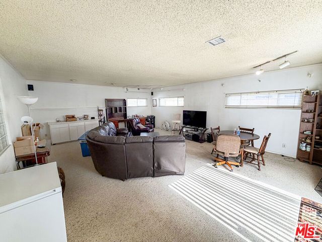 2313 Hudspeth Street, Inglewood, CA 90303