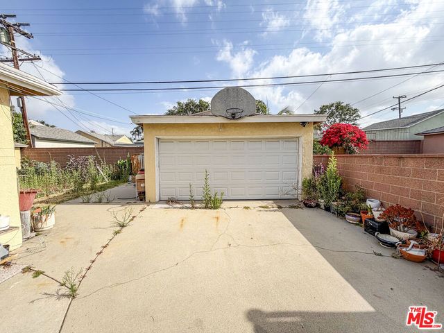 2313 Hudspeth Street, Inglewood, CA 90303