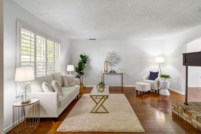 2248 Baywater Ln, Rancho Cordova, CA 95670