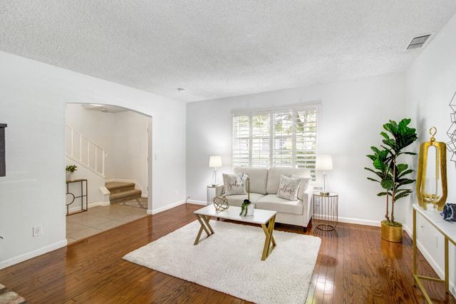 2248 Baywater Ln, Rancho Cordova, CA 95670