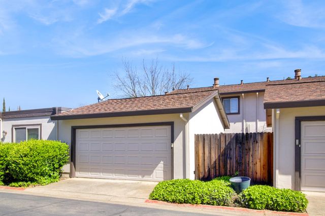 2248 Baywater Ln, Rancho Cordova, CA 95670