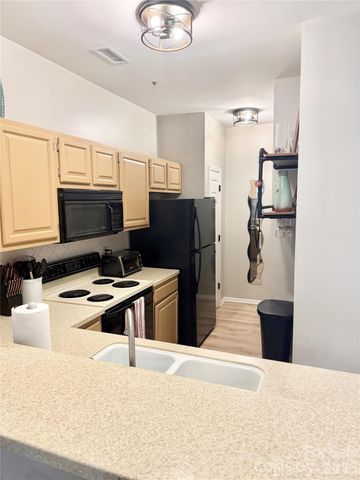 754 Southwest Drive, Davidson, NC 28036