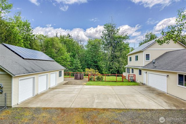 291 Fawn Meadow Road, Chimacum, WA 98325