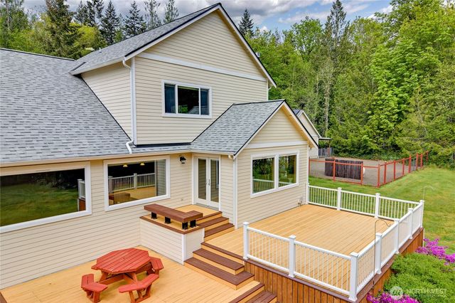 291 Fawn Meadow Road, Chimacum, WA 98325