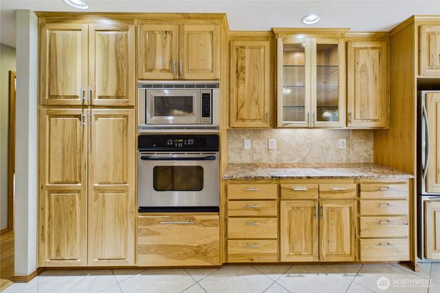 291 Fawn Meadow Road, Chimacum, WA 98325