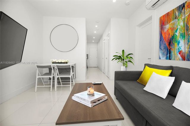 733 Michigan Ave 4, Miami Beach, FL 33139