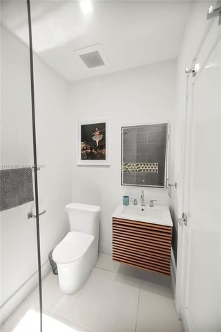 733 Michigan Ave 4, Miami Beach, FL 33139