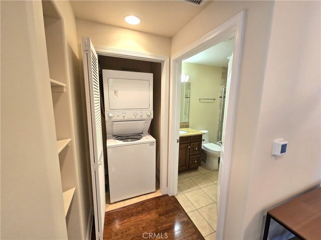 4724 Kester Avenue 409, Sherman Oaks, CA 91403