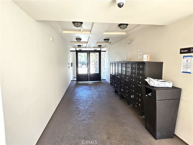 4724 Kester Avenue 409, Sherman Oaks, CA 91403
