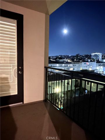 4724 Kester Avenue 409, Sherman Oaks, CA 91403