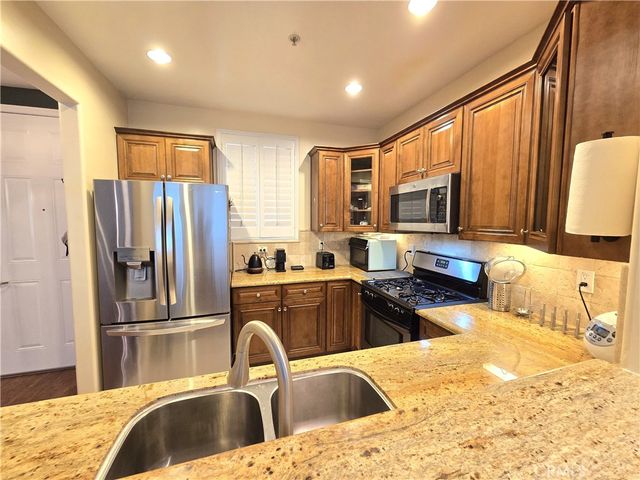 4724 Kester Avenue 409, Sherman Oaks, CA 91403