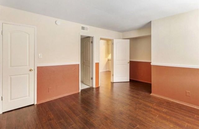 6200 W Tidwell Road 1614, Houston, TX 77092