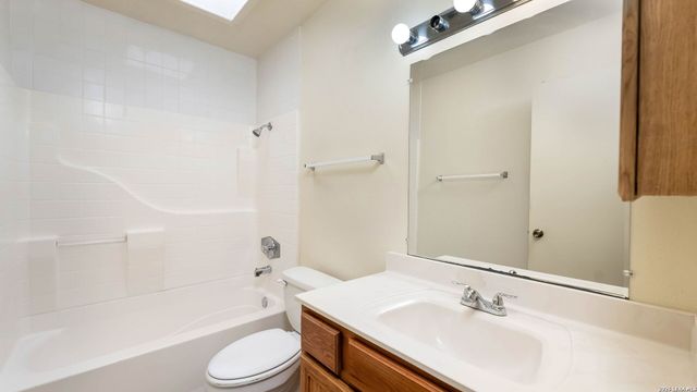 4710 Casa Bello, San Antonio, TX 78233