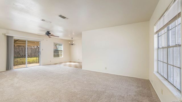 4710 Casa Bello, San Antonio, TX 78233