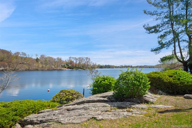366 W Lake Boulevard, Mahopac, NY 10541