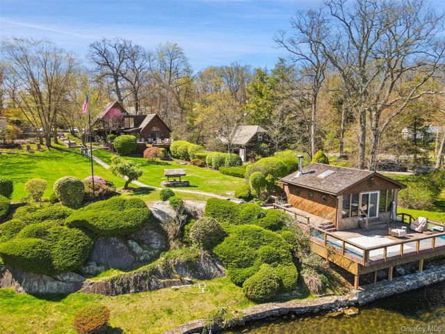 366 W Lake Boulevard, Mahopac, NY 10541